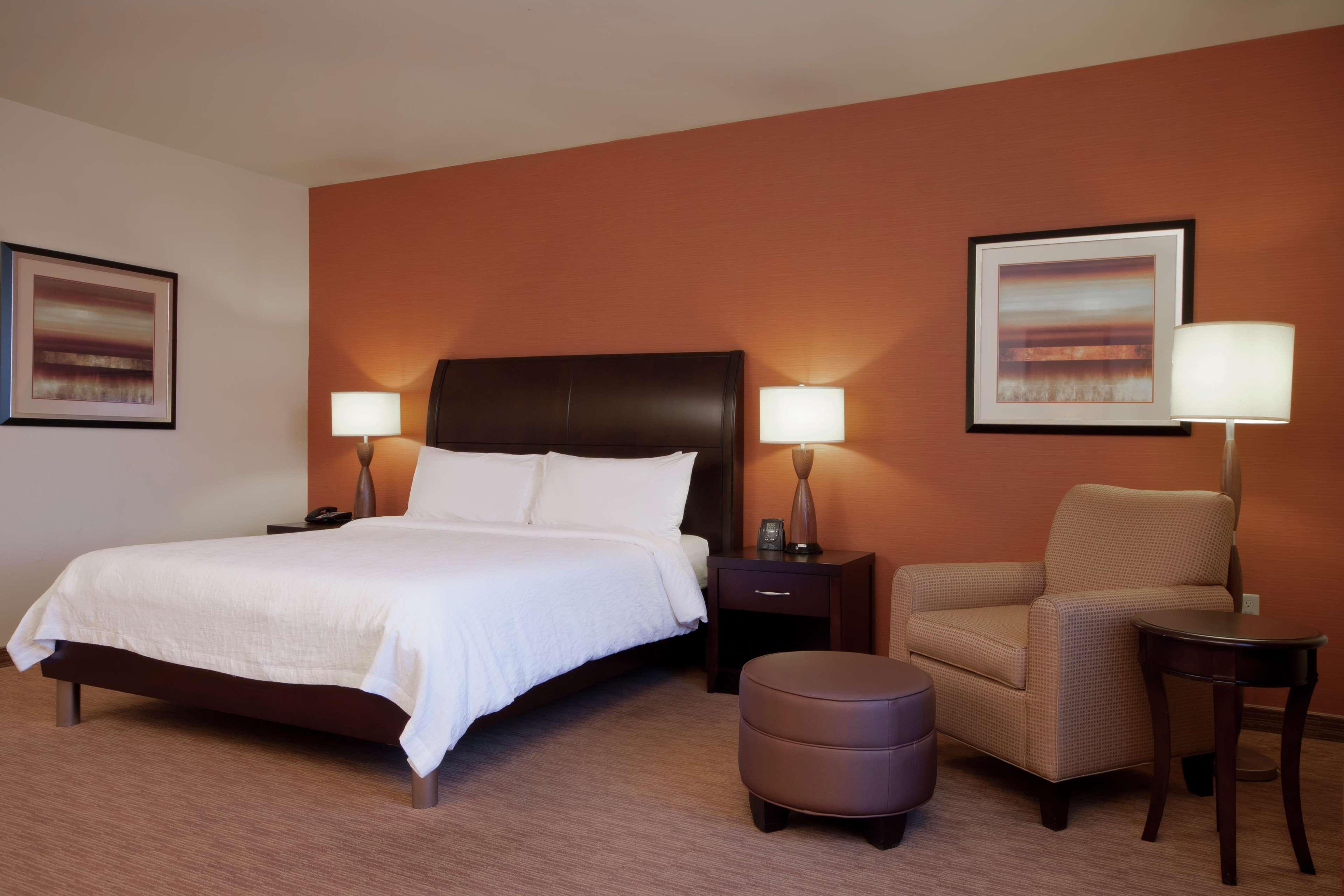 Hilton Garden Inn Oklahoma City Midtown Экстерьер фото