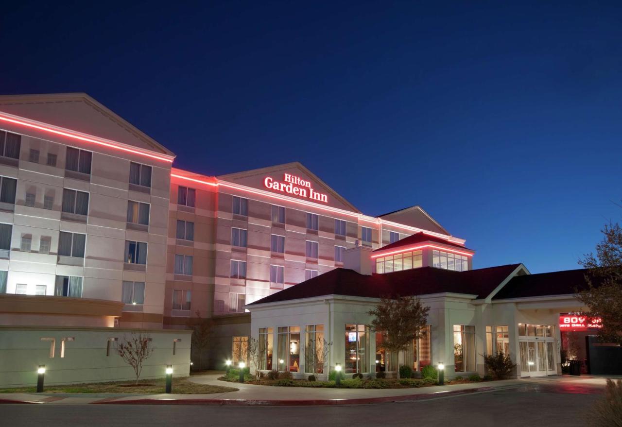 Hilton Garden Inn Oklahoma City Midtown Экстерьер фото