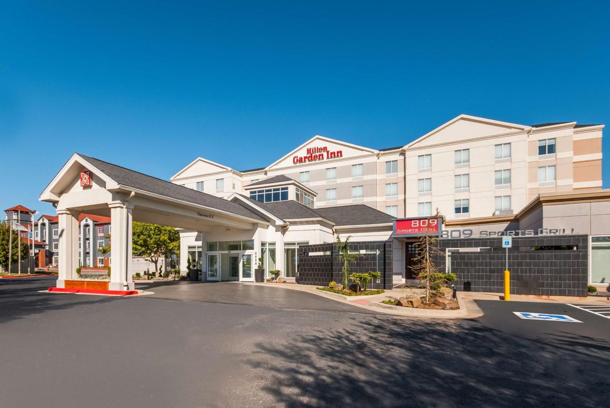 Hilton Garden Inn Oklahoma City Midtown Экстерьер фото