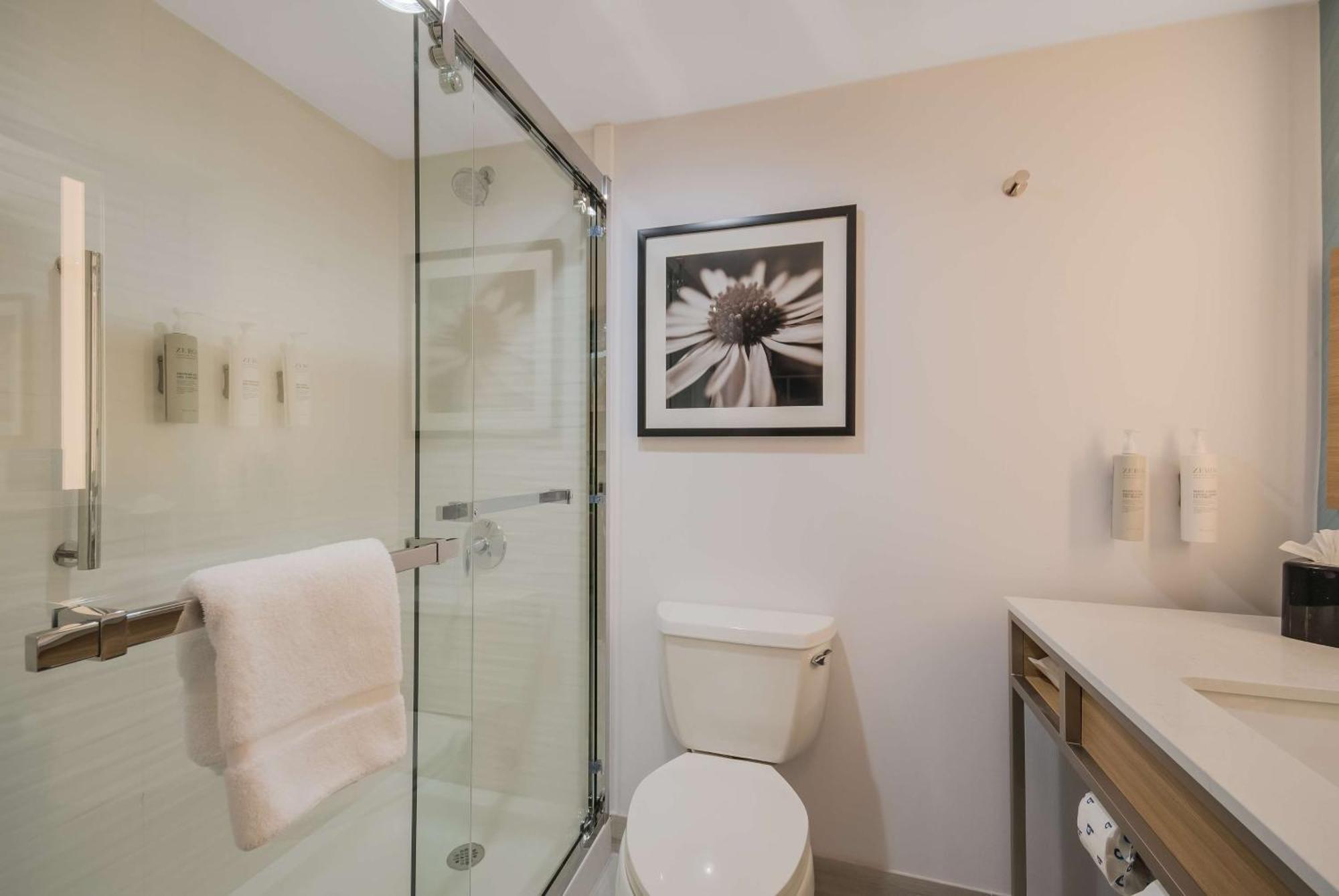 Hilton Garden Inn Oklahoma City Midtown Экстерьер фото