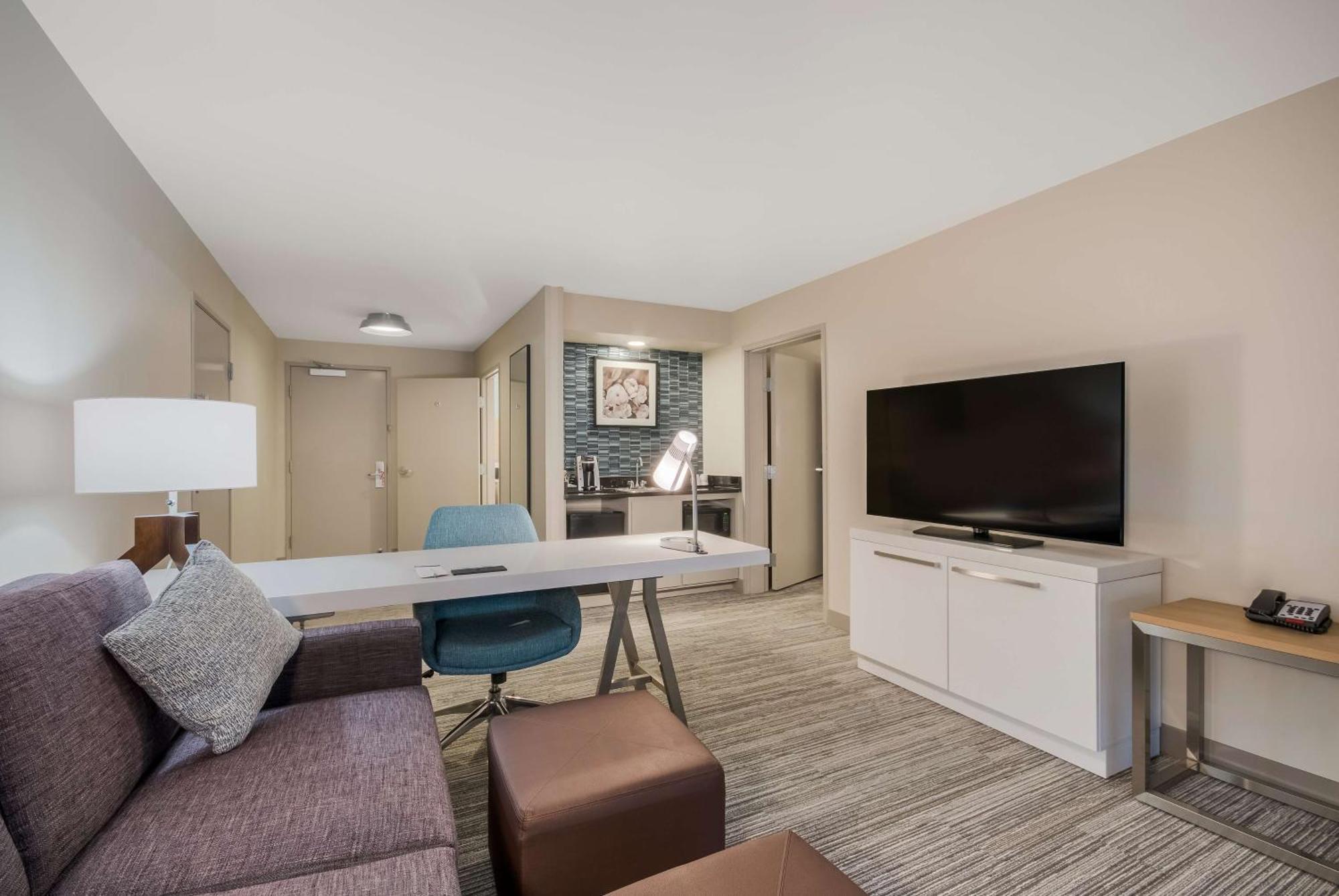 Hilton Garden Inn Oklahoma City Midtown Экстерьер фото